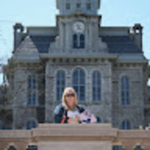 Meet your Posher, Riley